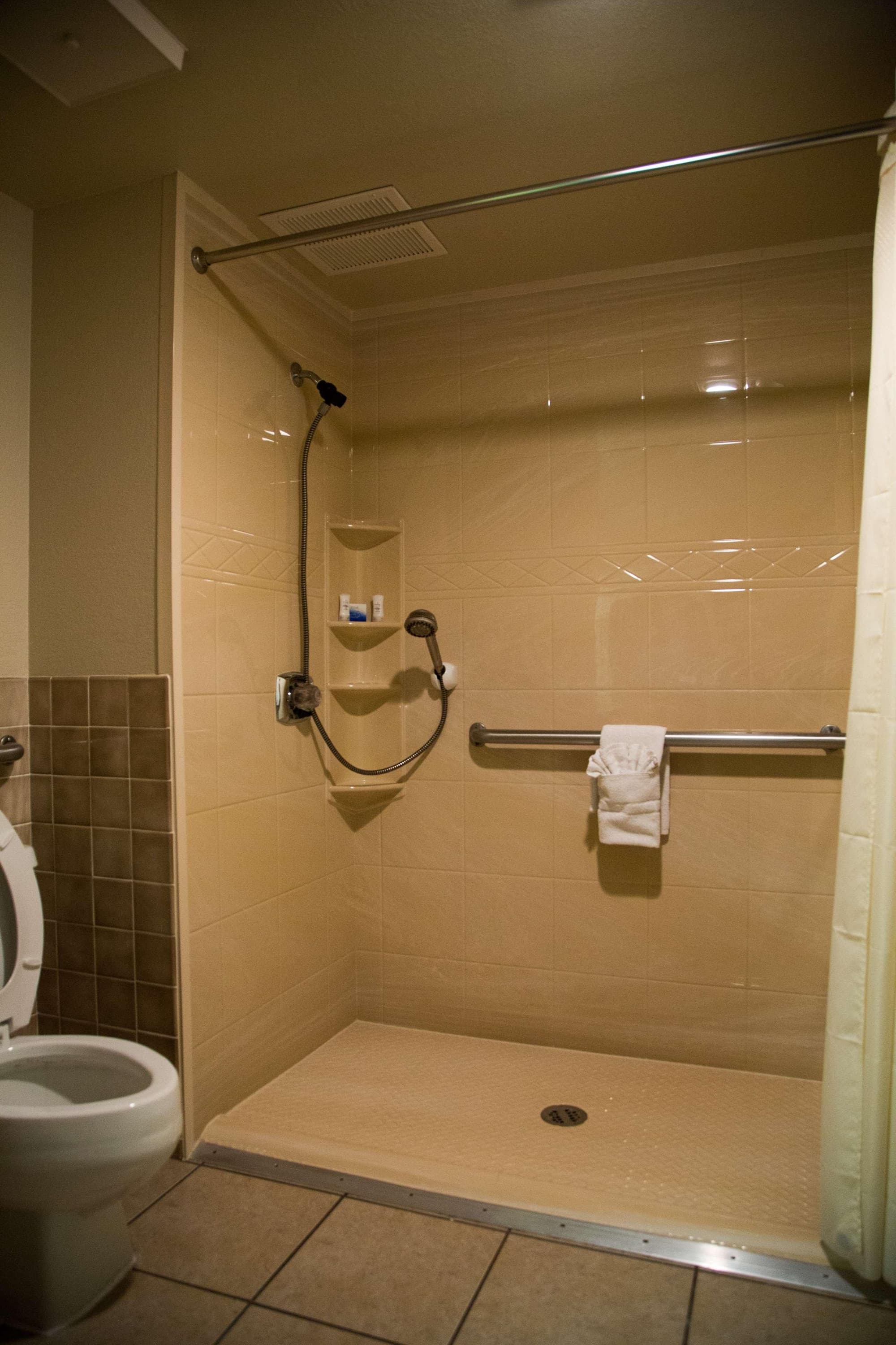 Eagle Suites OKC Airport, General view