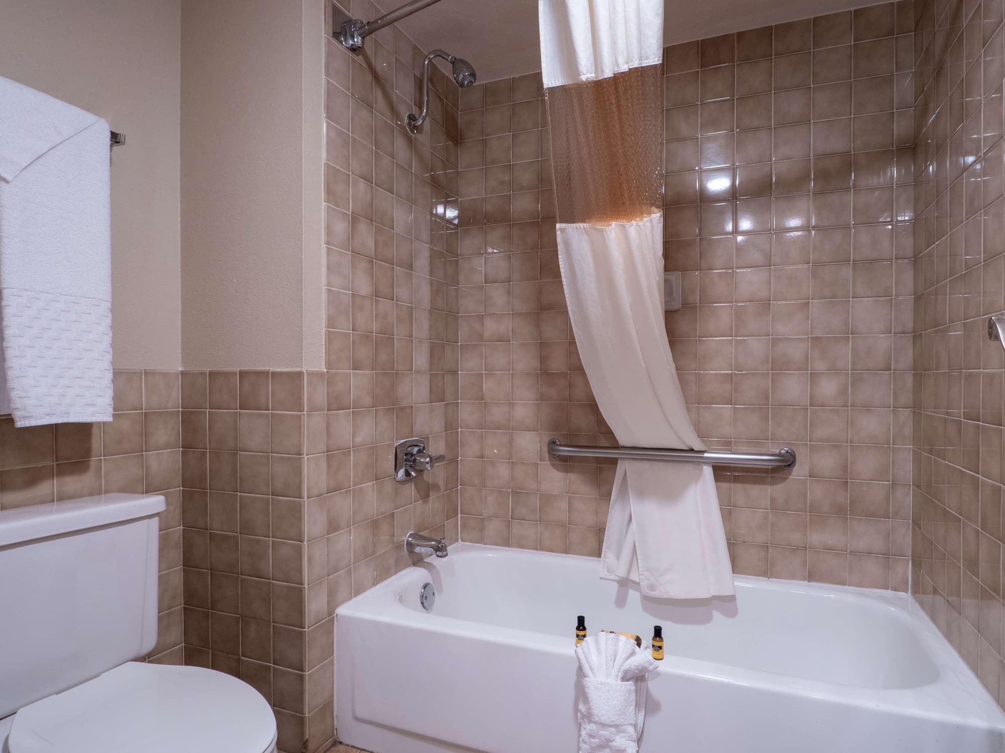 Eagle Suites OKC Airport, General view