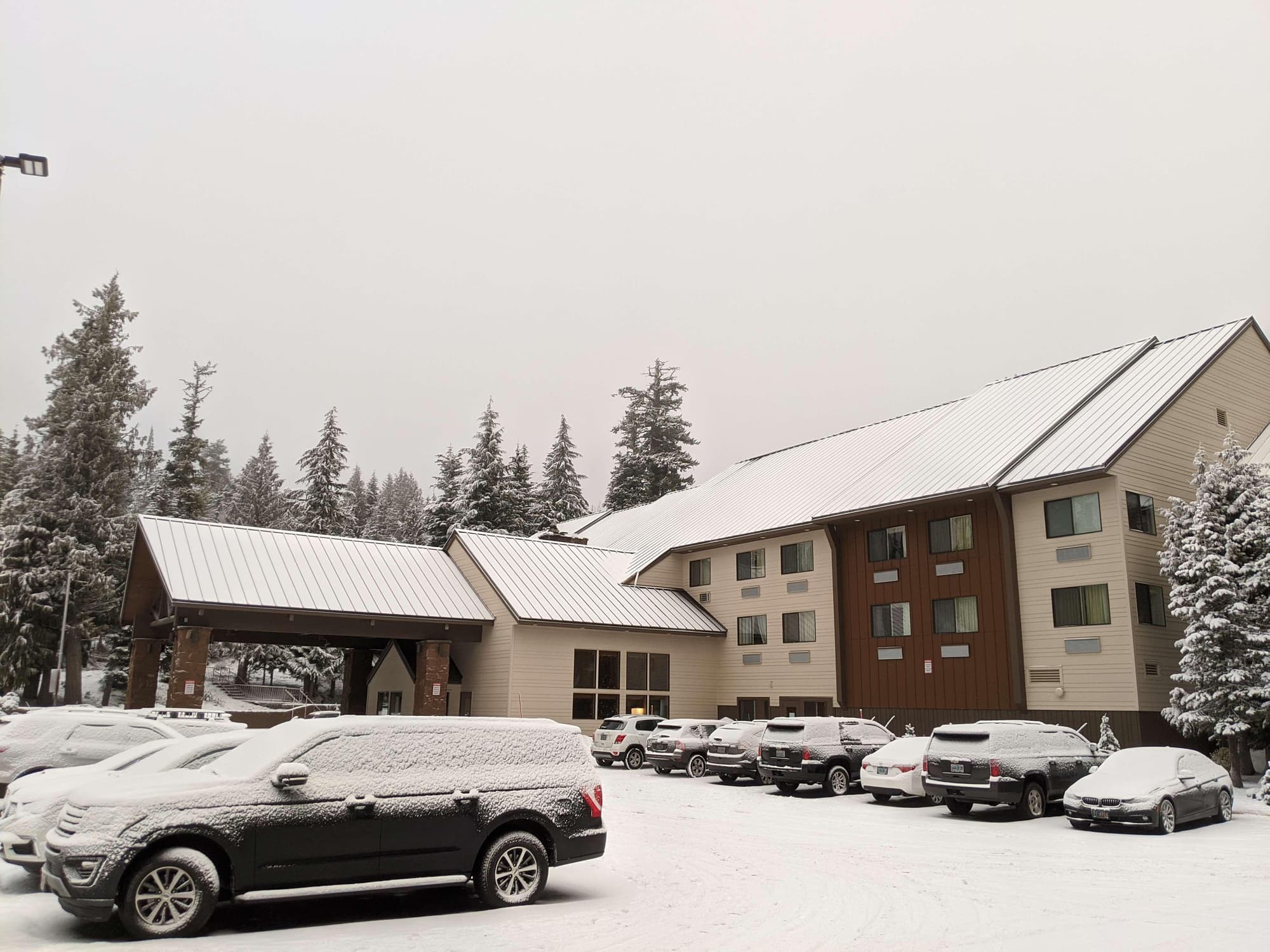 Best Western Mt. Hood Inn, General view