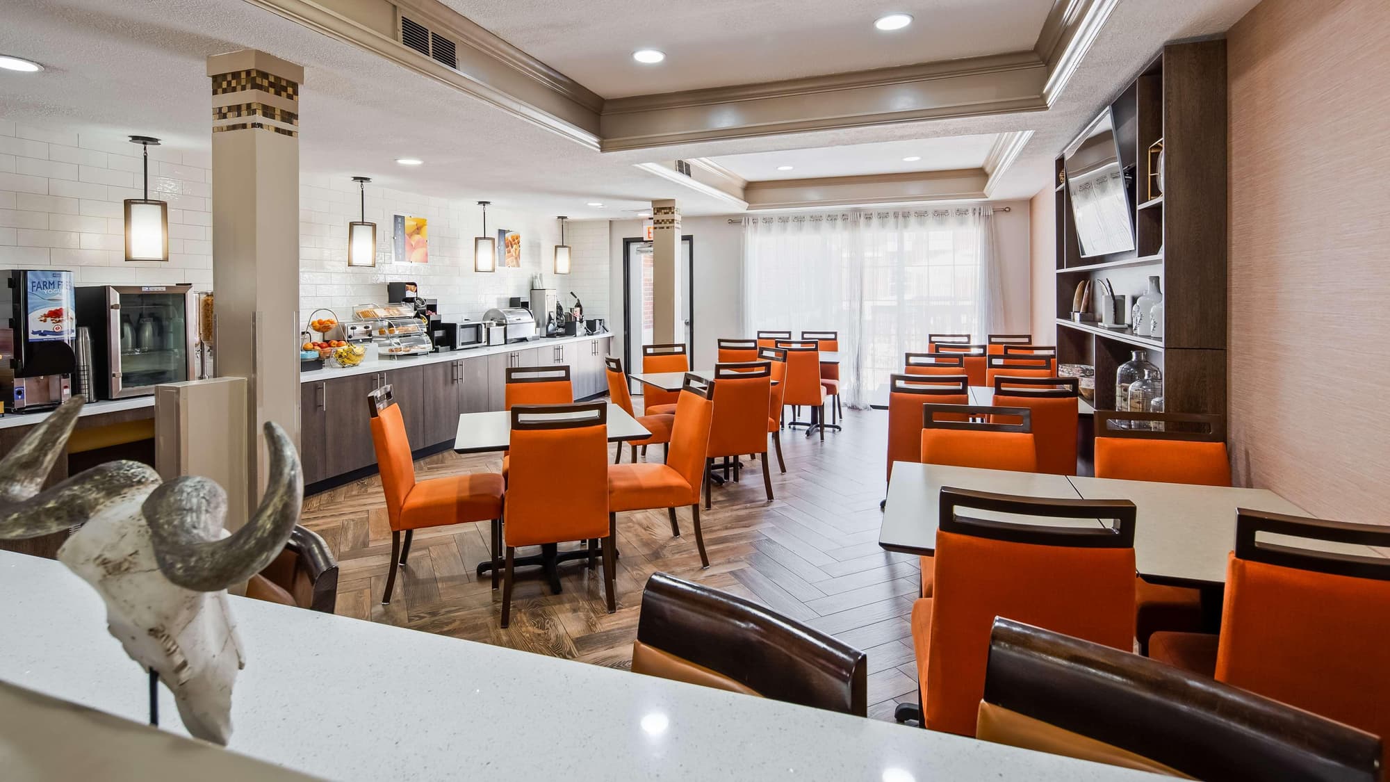 Best Western Plus Addison/Dallas Hotel, Restaurant