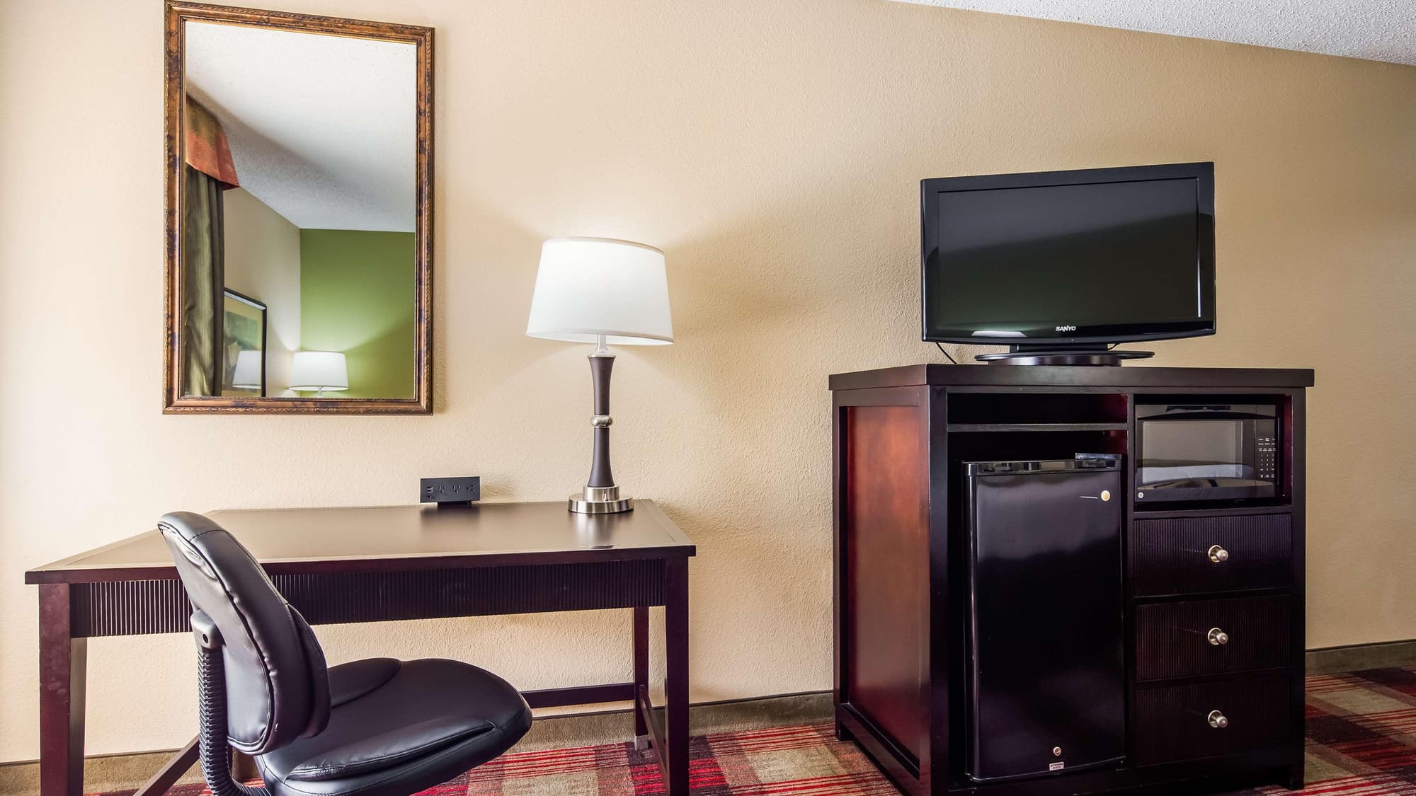 Best Western Plus Addison/Dallas Hotel, Room