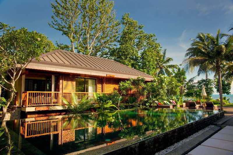 Dhevatara Beach Hotel & Spa, Beach