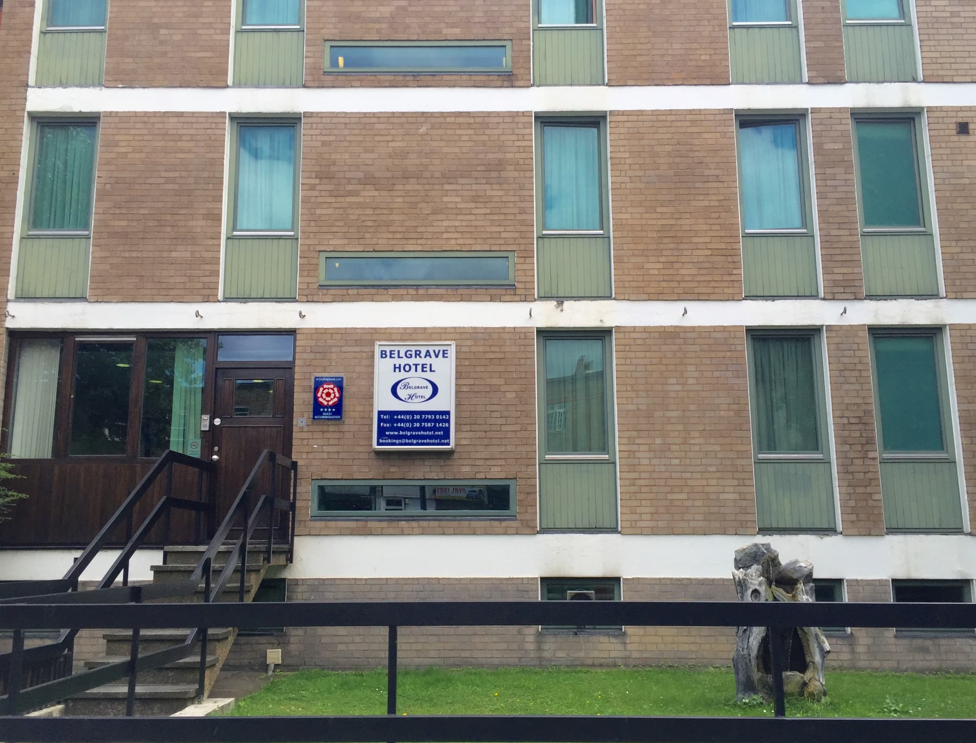 The Maiden Oval, General view