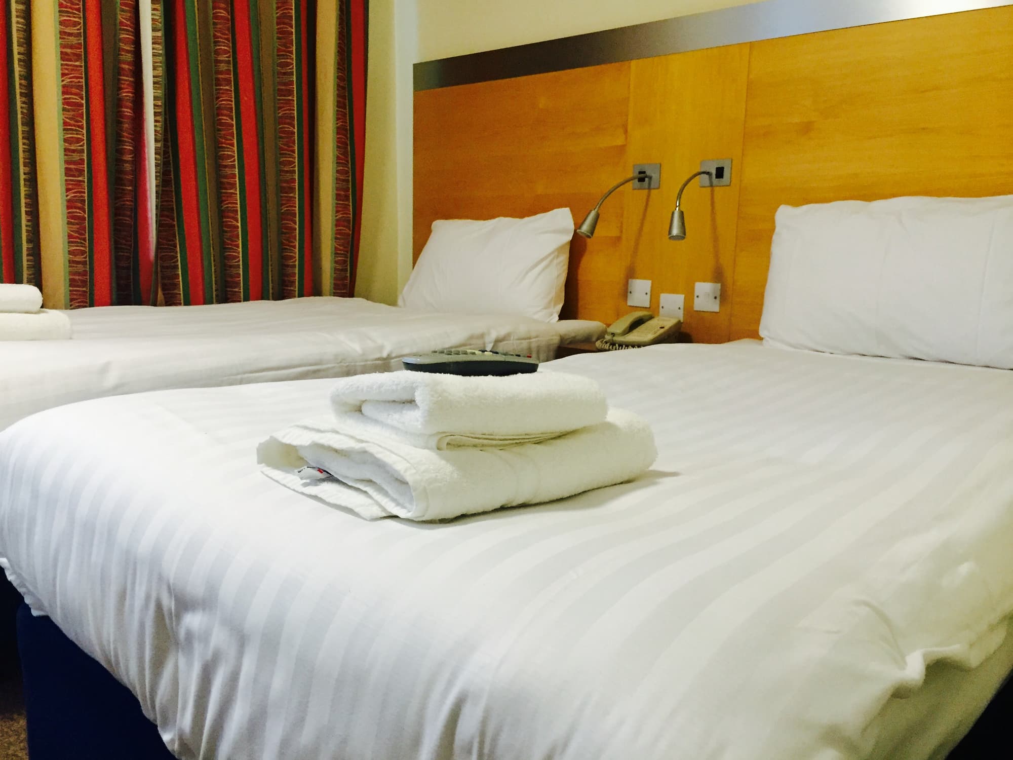 The Maiden Oval, Room