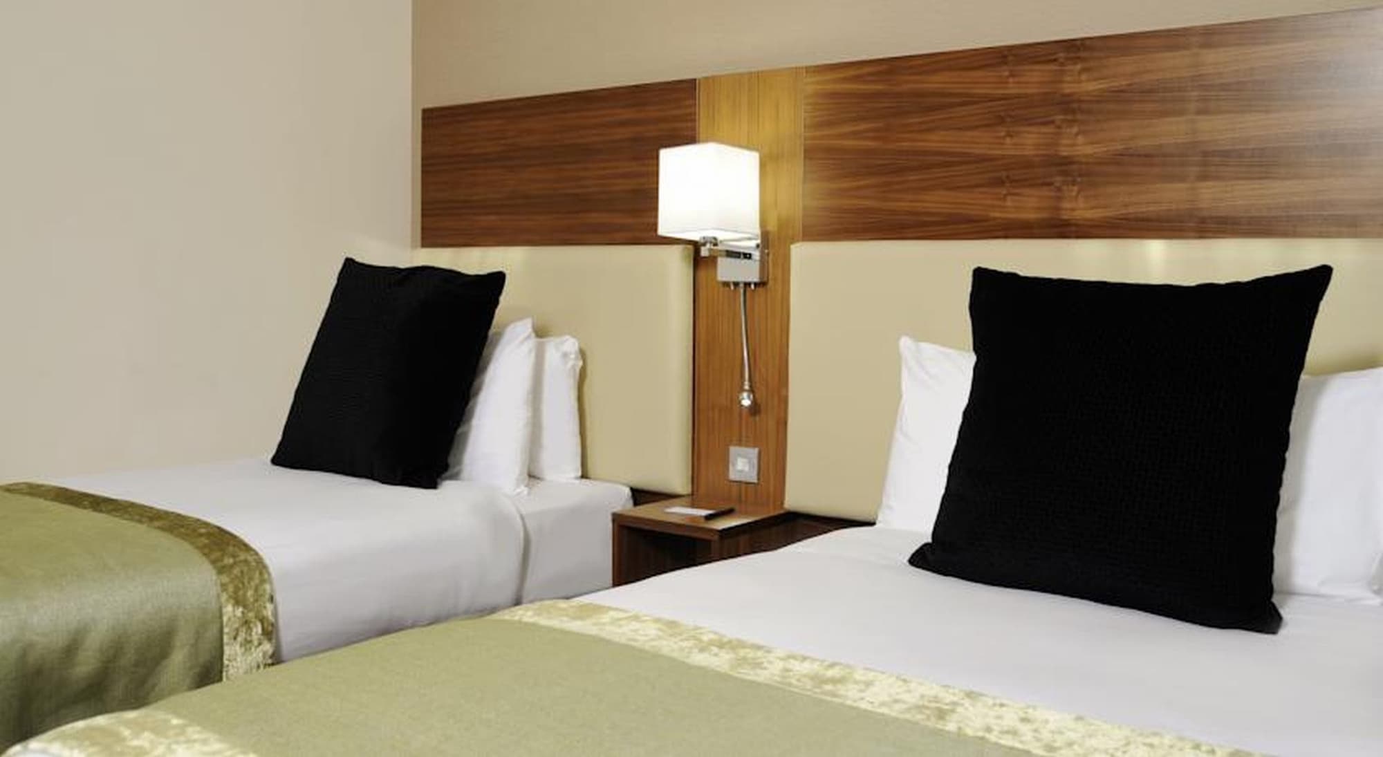 London Bloomsbury Square Hotel By IHG, Room