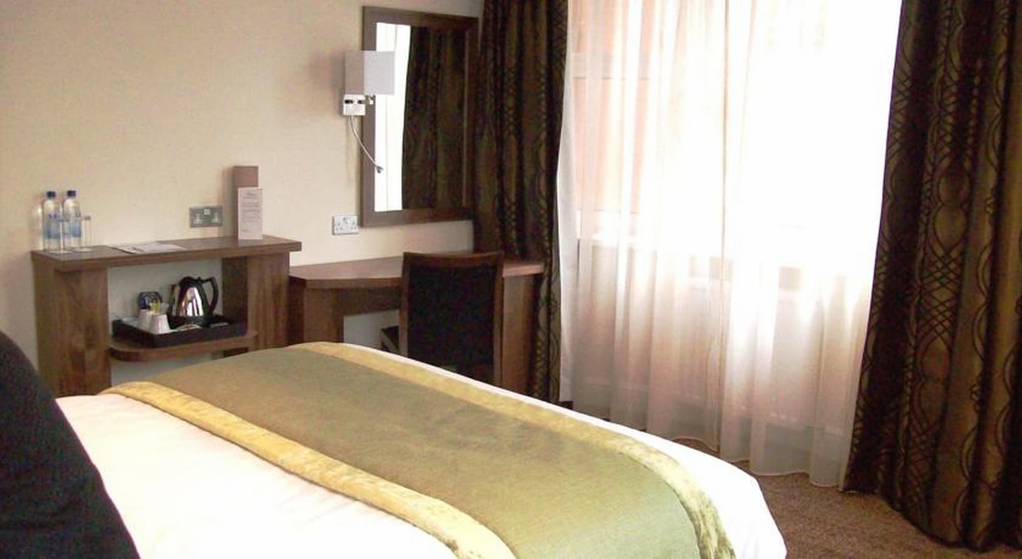 London Bloomsbury Square Hotel By IHG, Room