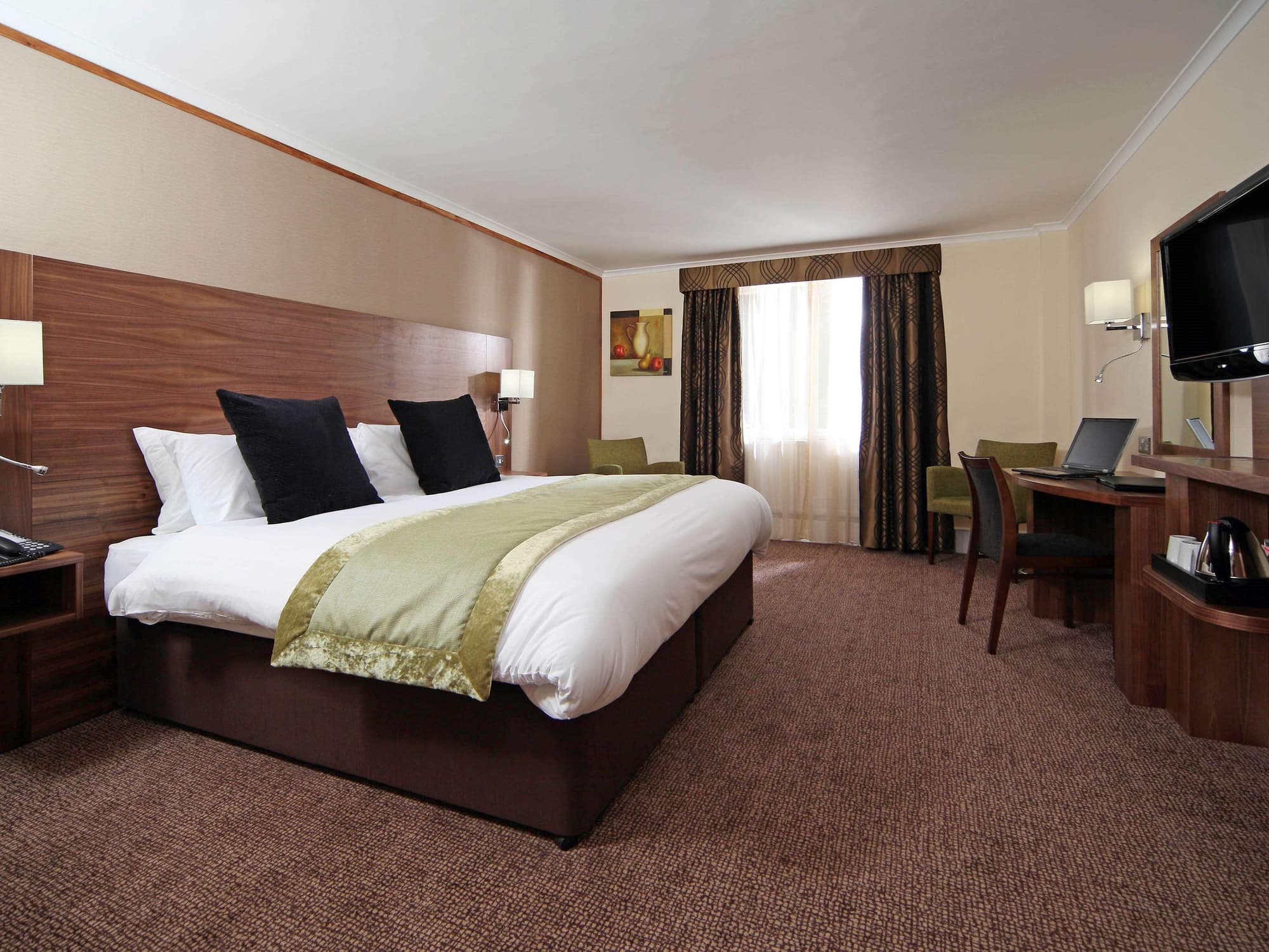 London Bloomsbury Square Hotel By IHG, Room