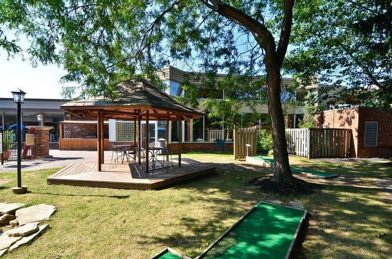 Best Western St Catharines Hotel & Conference Cent, General view