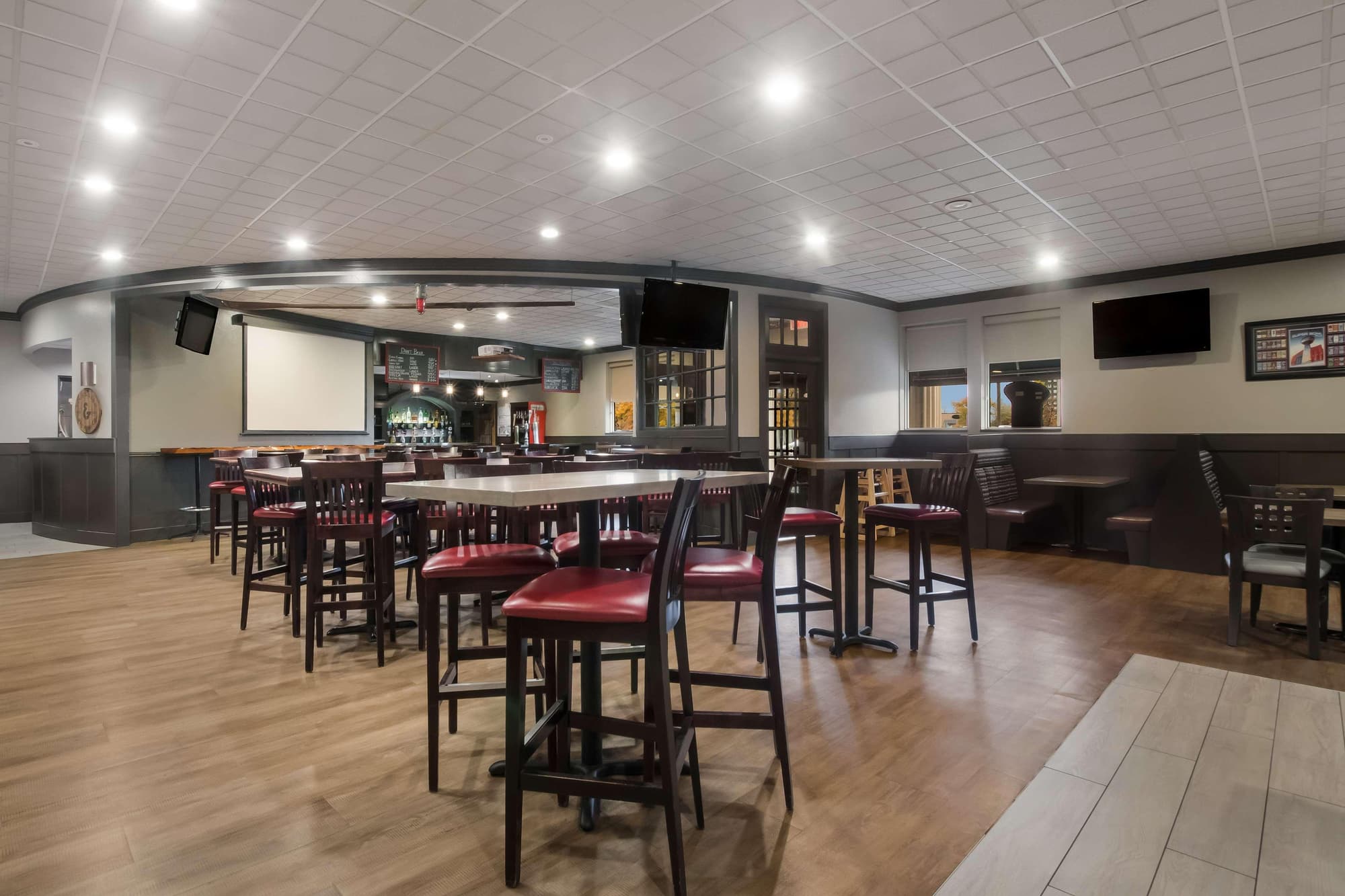 Best Western St Catharines Hotel & Conference Cent, Bar