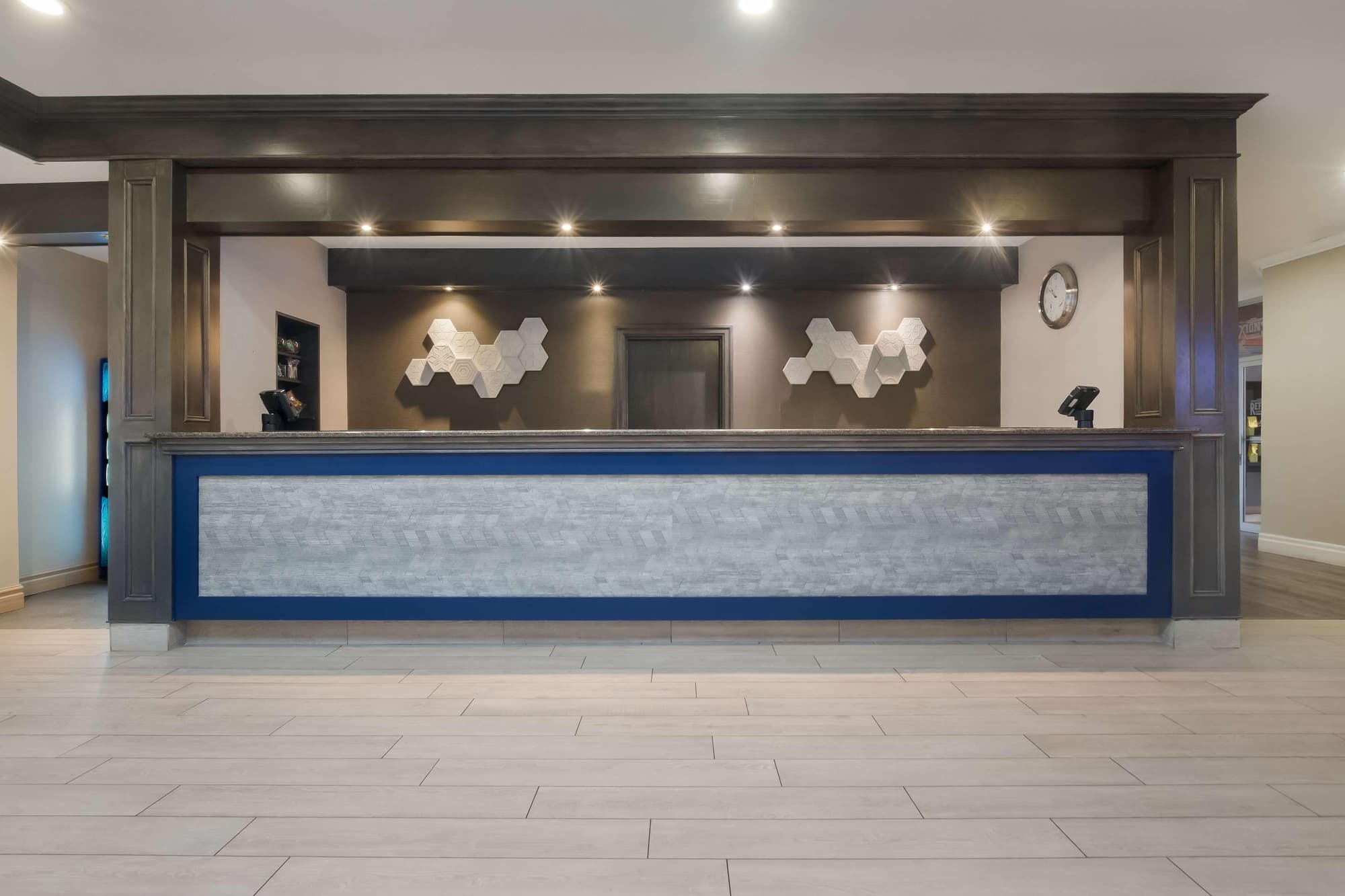 Best Western St Catharines Hotel & Conference Cent, Lobby