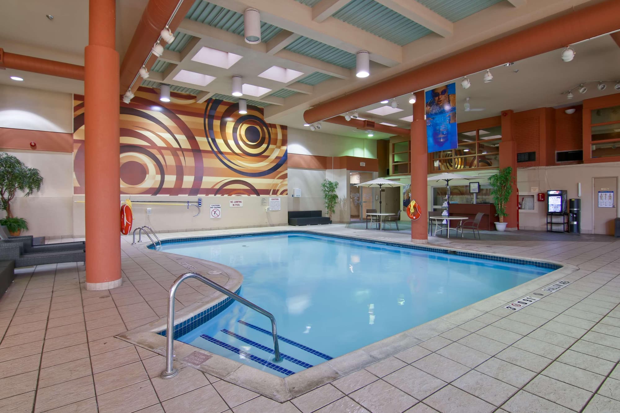 Best Western St Catharines Hotel & Conference Cent, Pool