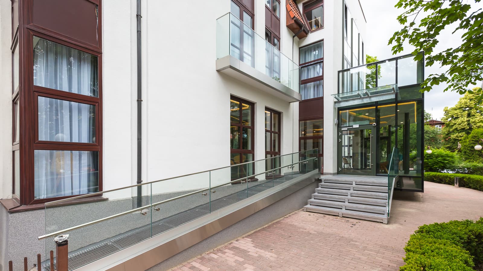 Villa Ozone, General view