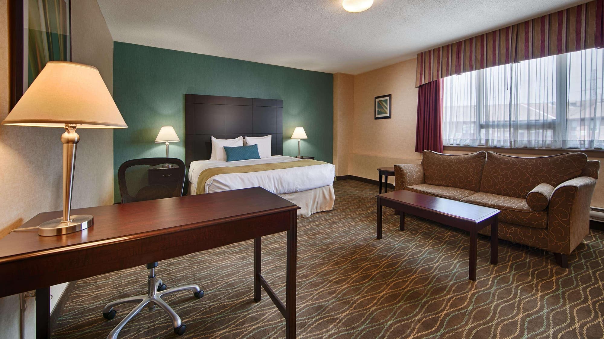 Best Western Plus Durham Hotel & Conference Centre, Room
