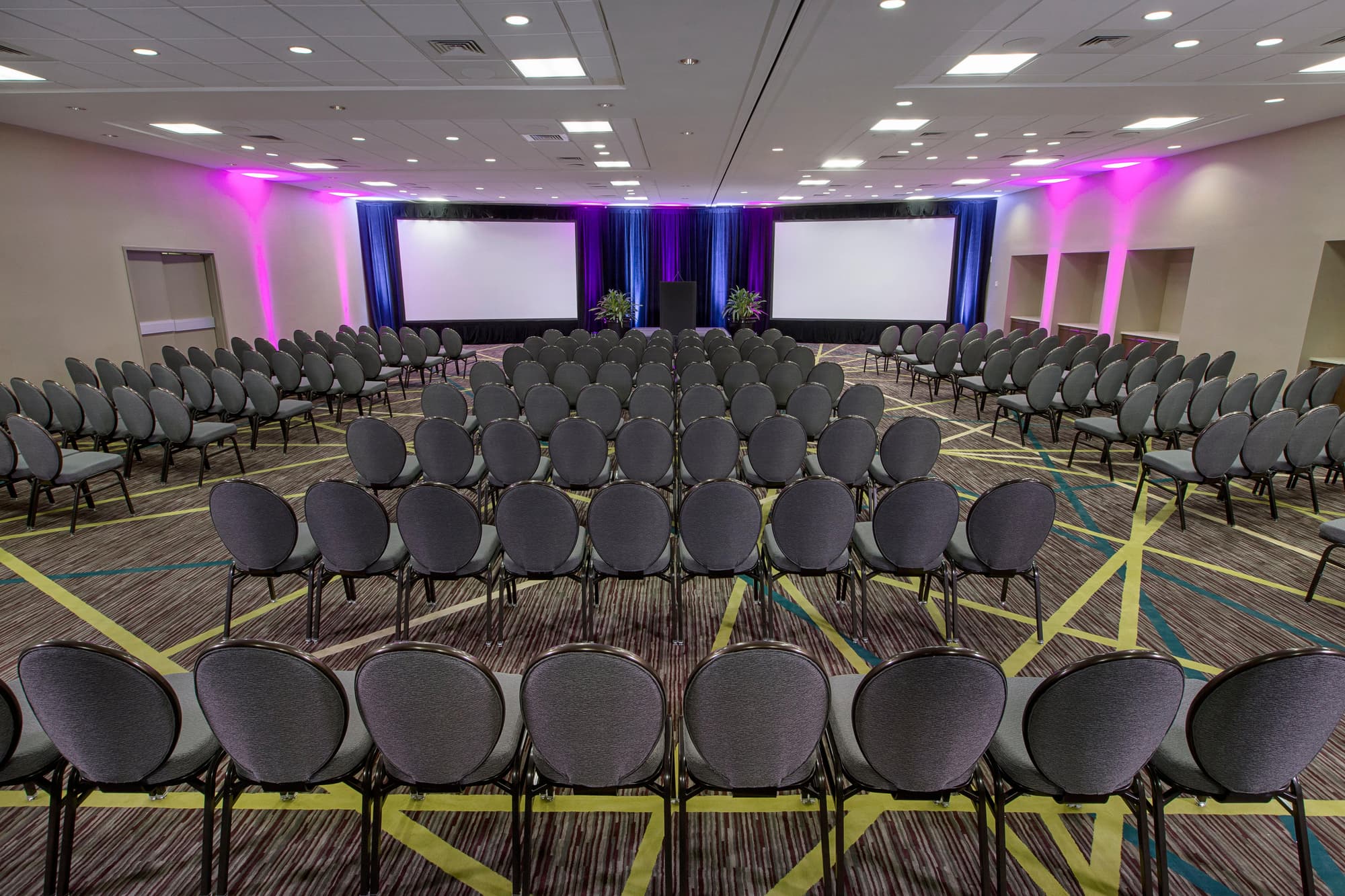 Crowne Plaza Atlanta-Midtown, Conferences