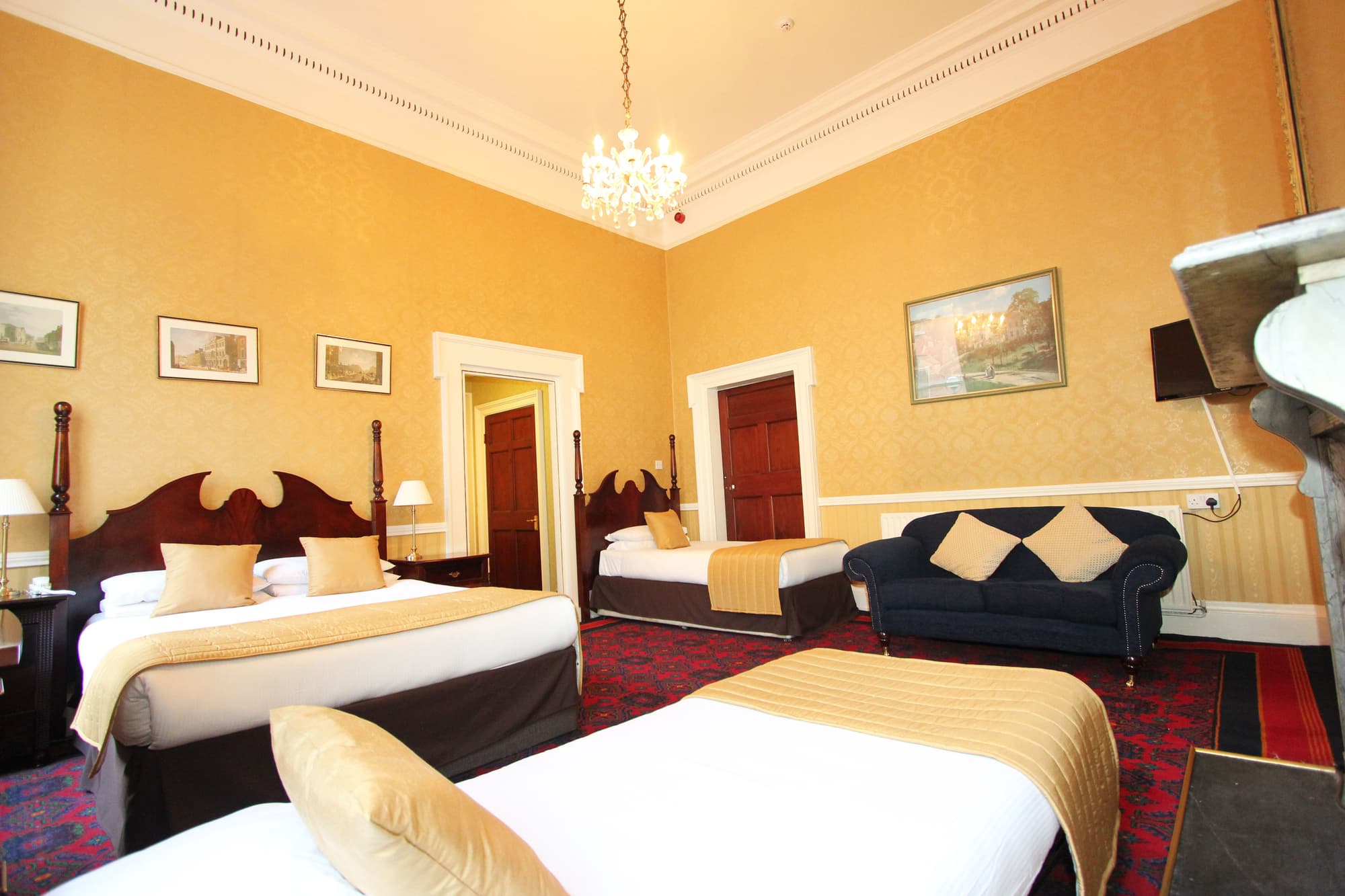 Castle Hotel, General view