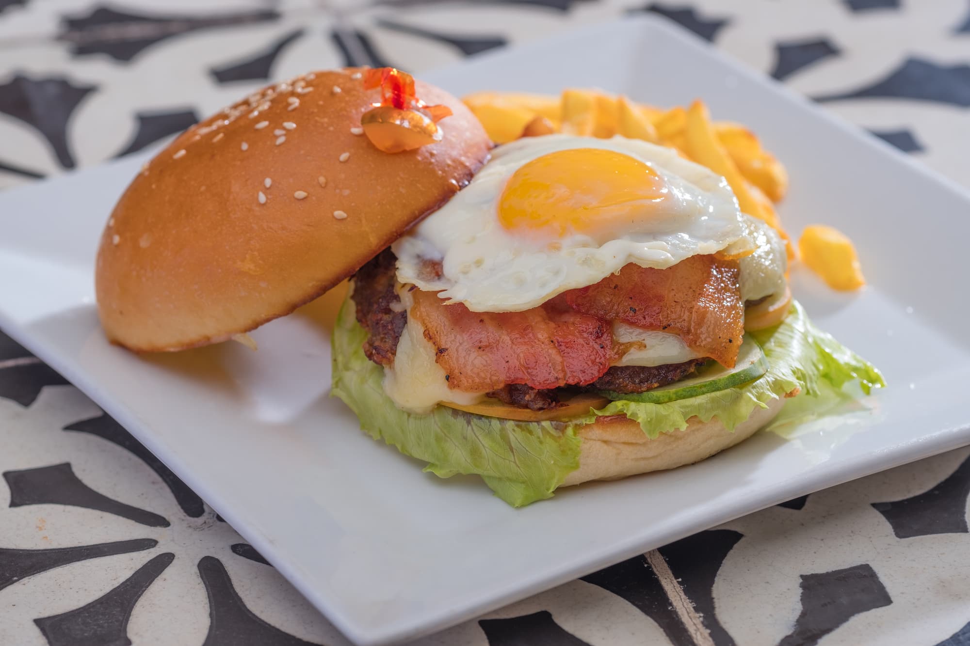 Montebello Villa Hotel, Restaurant