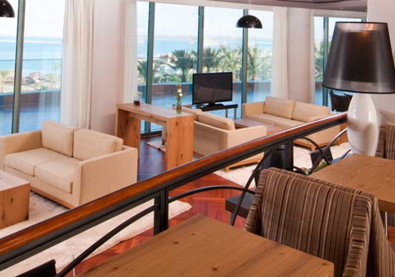 Royal Dead Sea Hotel, Sports and Entertainment