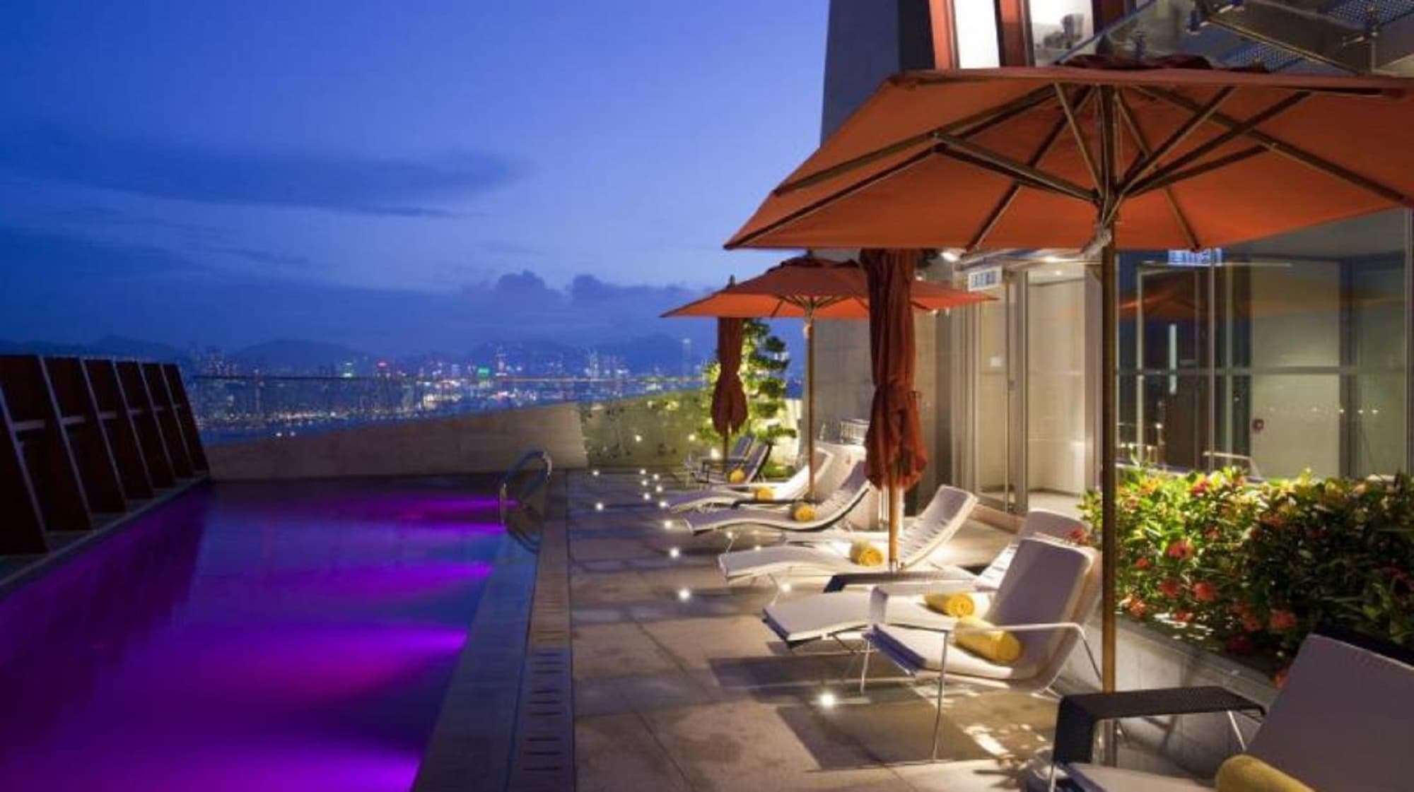 Nina Hotel Kowloon East (Formerly L'hotel élan), Pool