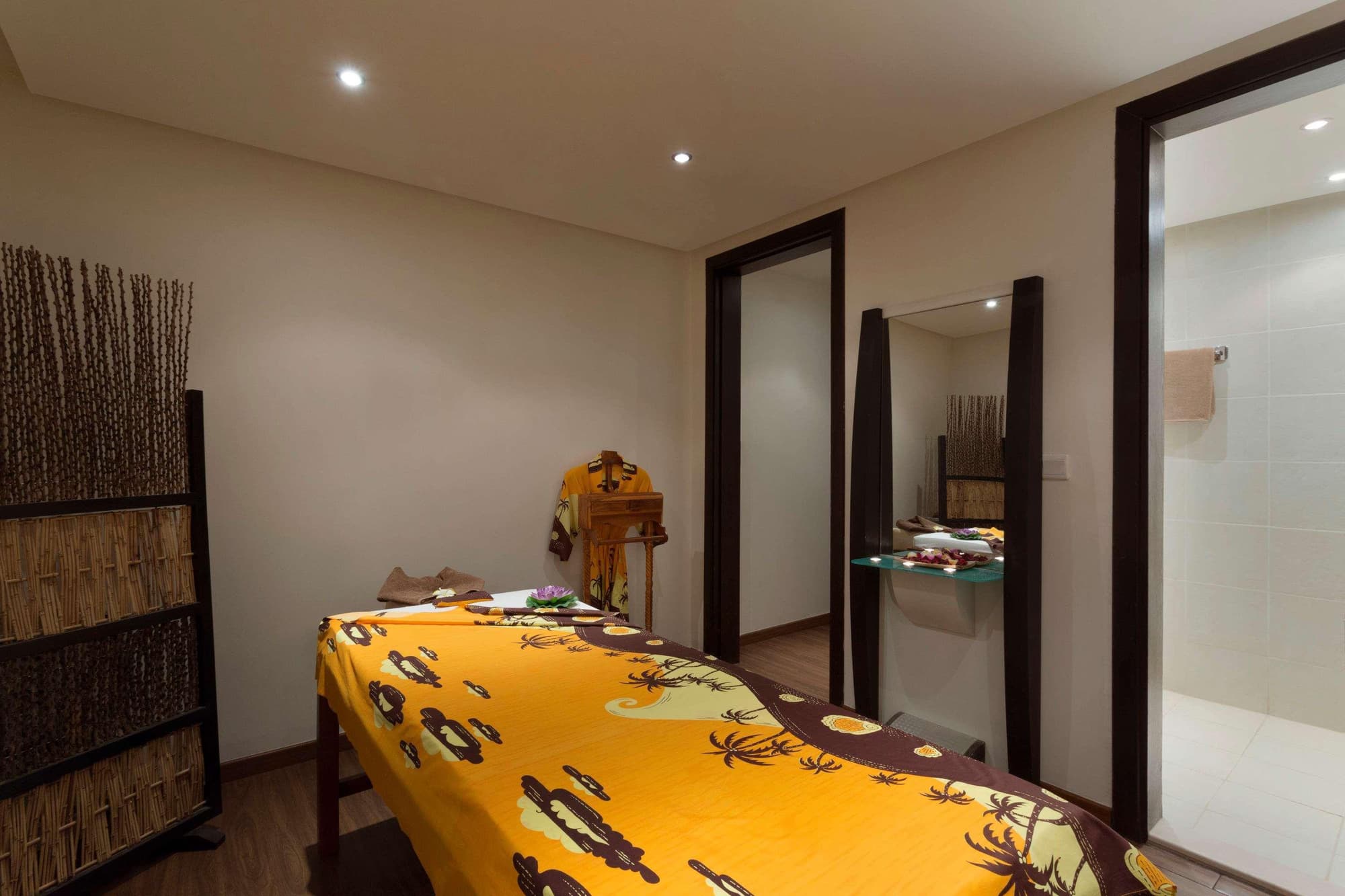 Ramada Resort By Wyndham Dead Sea, Sports and Entertainment