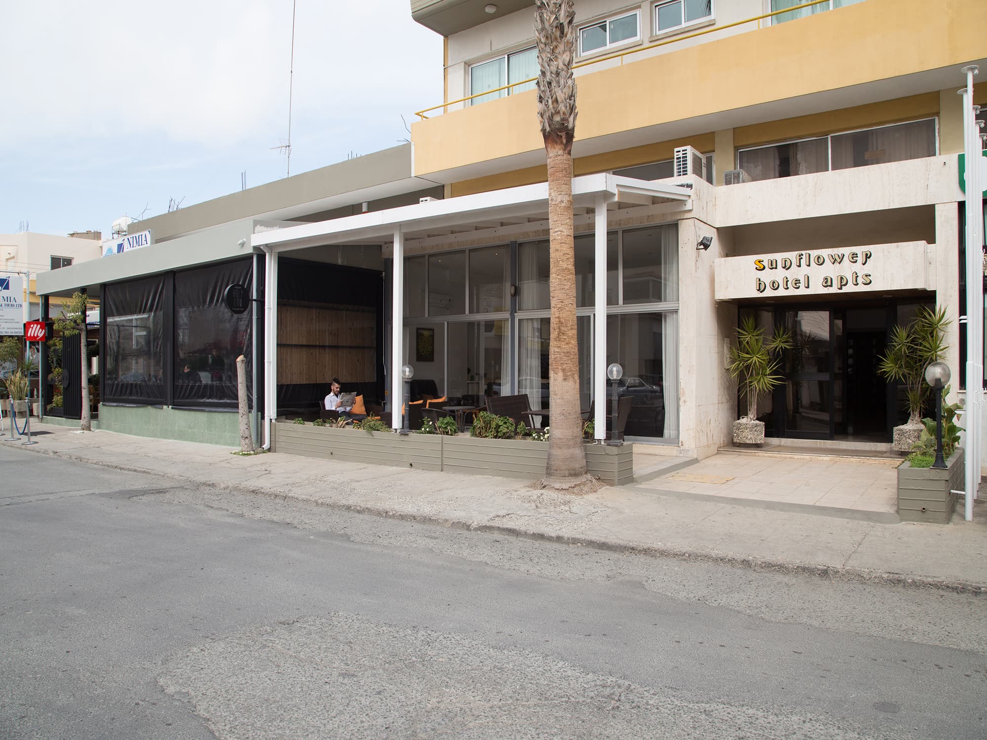Sunflower Hotel Apts, General view