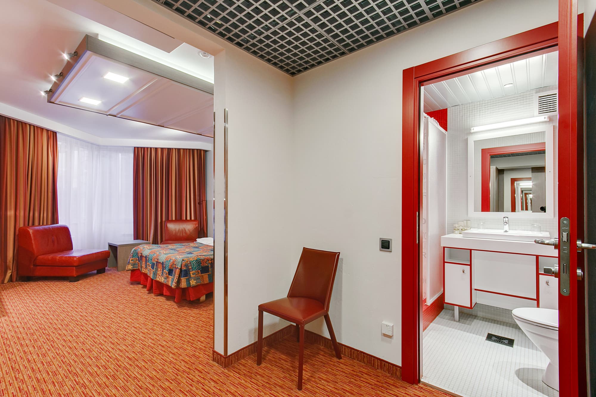 Red Stars Hotel, Room