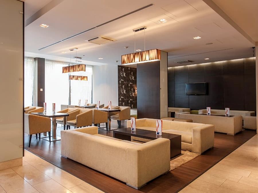 Occidental Praha Five, Lobby