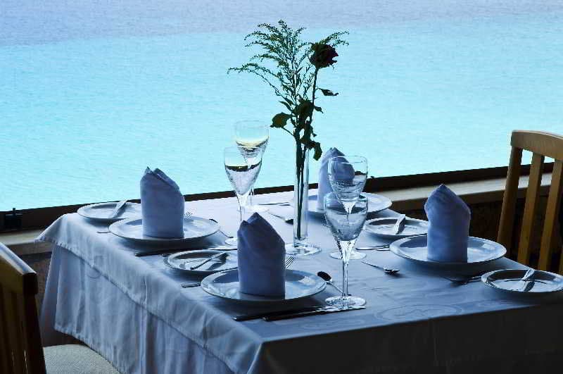 Blue Bay Hotel, Restaurant