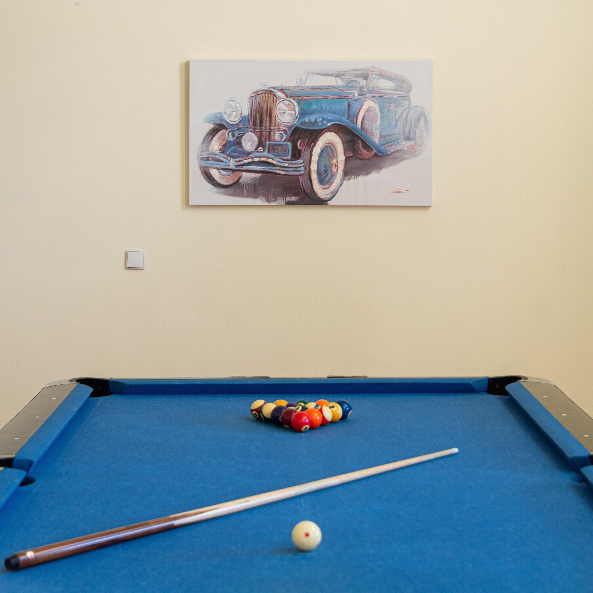 Blue Bay Hotel, Sports and Entertainment