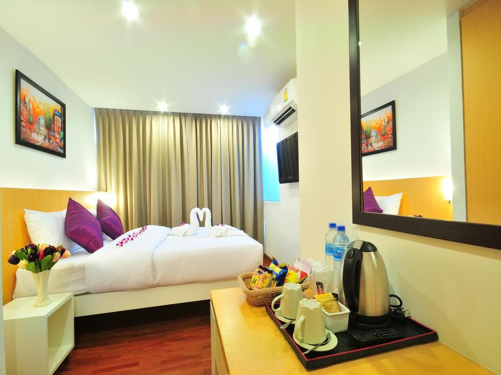 Win Long Place managed by Win Long, Room