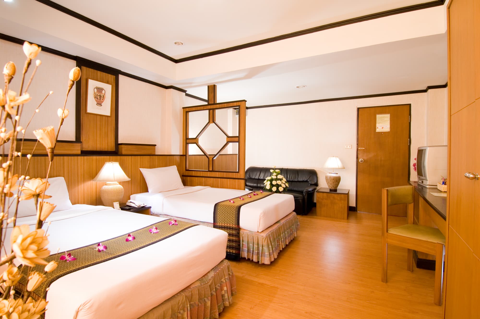 Win Long Place managed by Win Long, Room