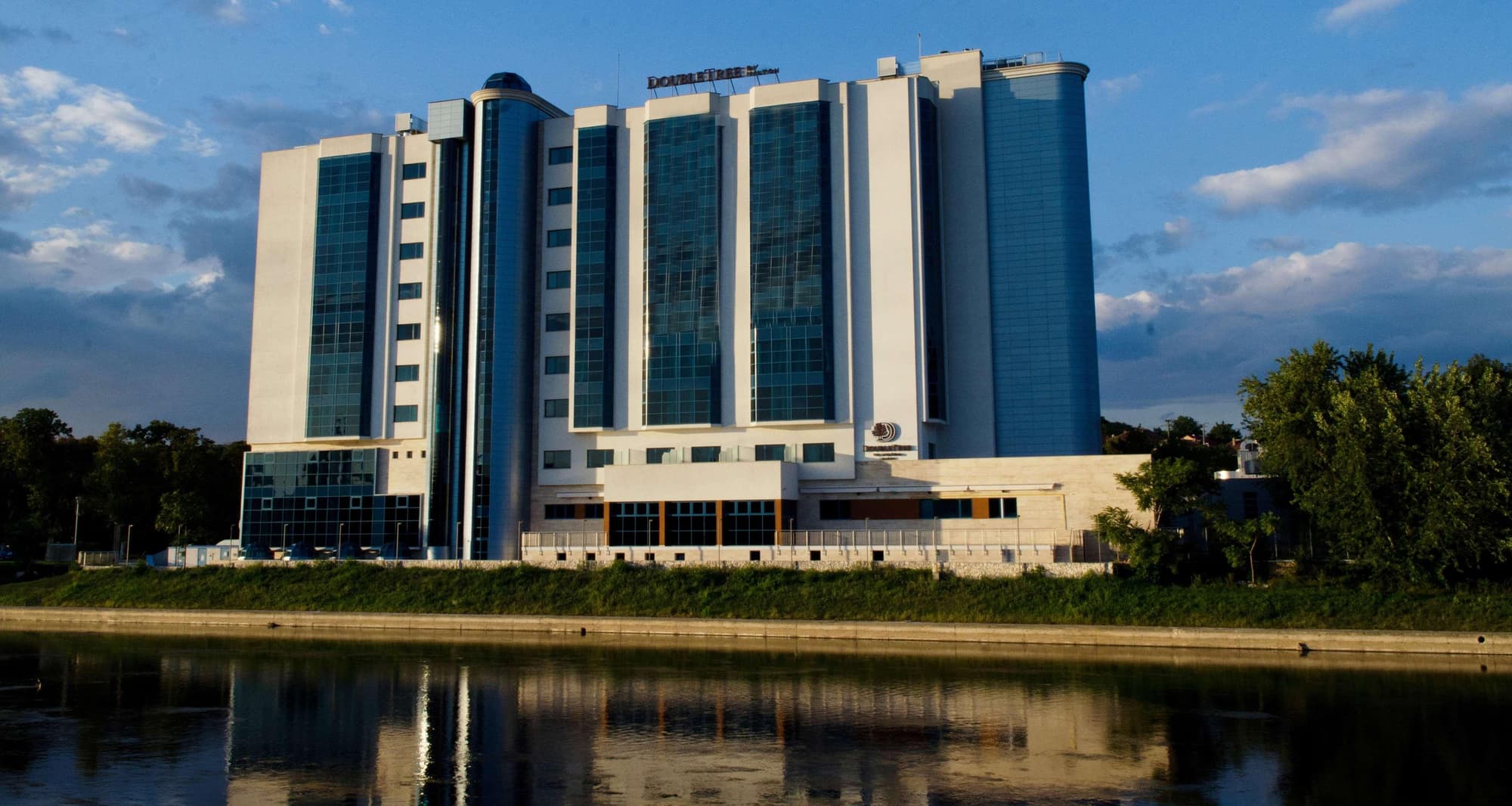 DoubleTree by Hilton Oradea, General view