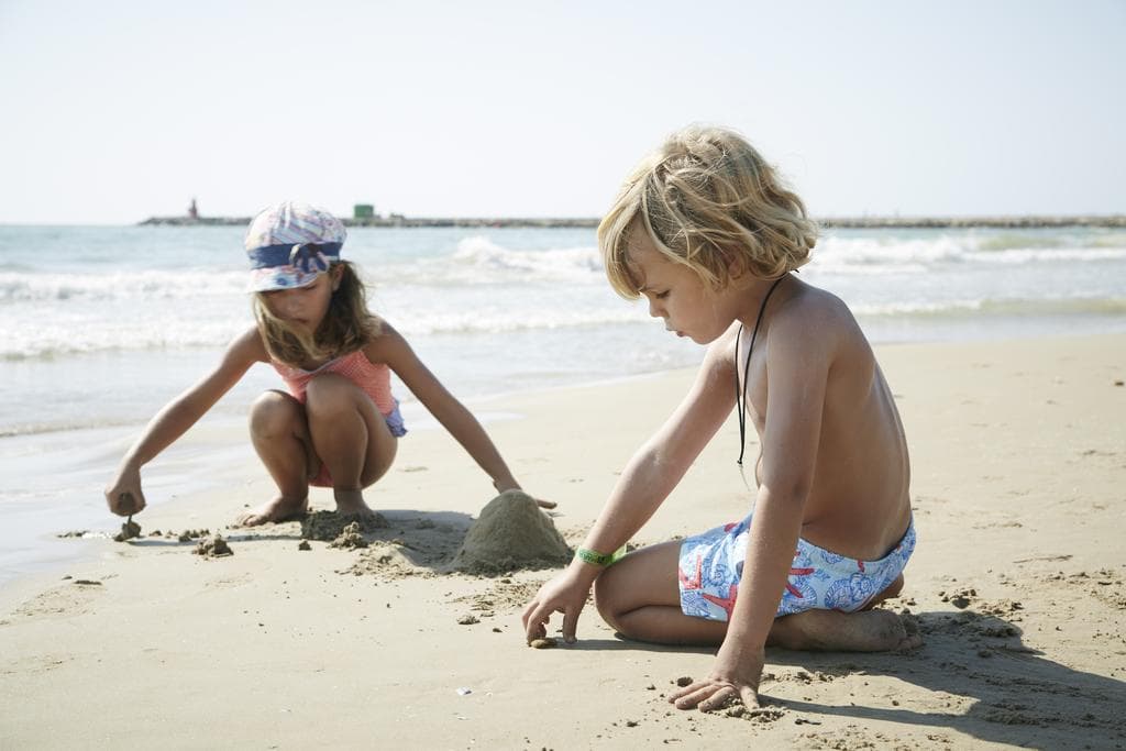 Alannia Guardamar, Beach