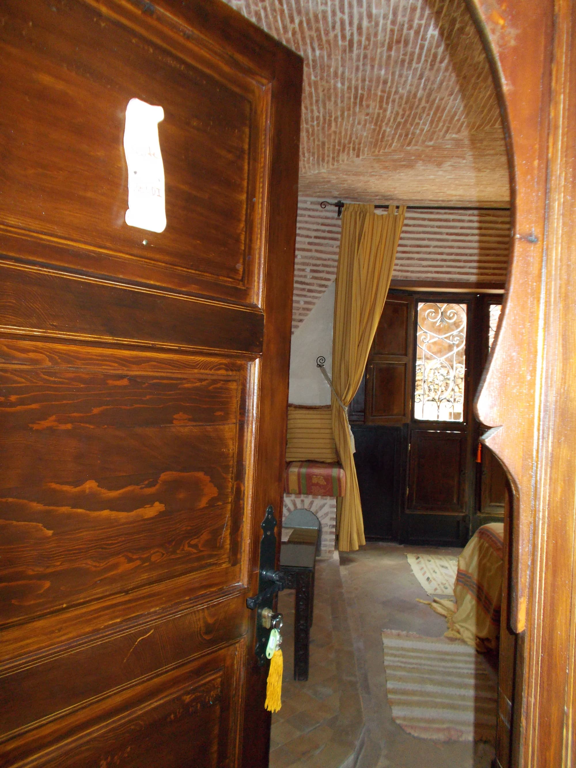 Riad Mazal, Room