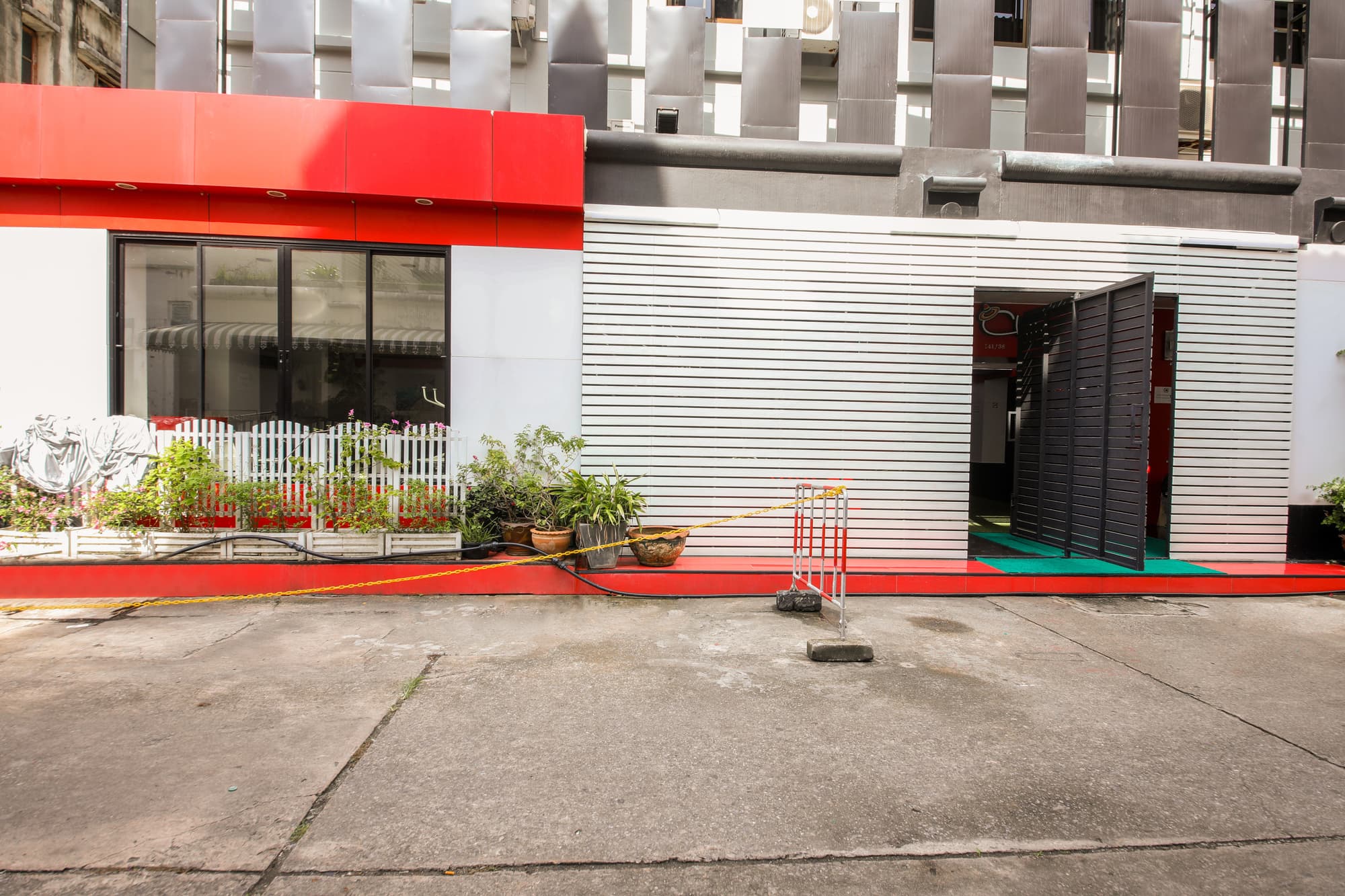 The Chilli Salza Patong, General view