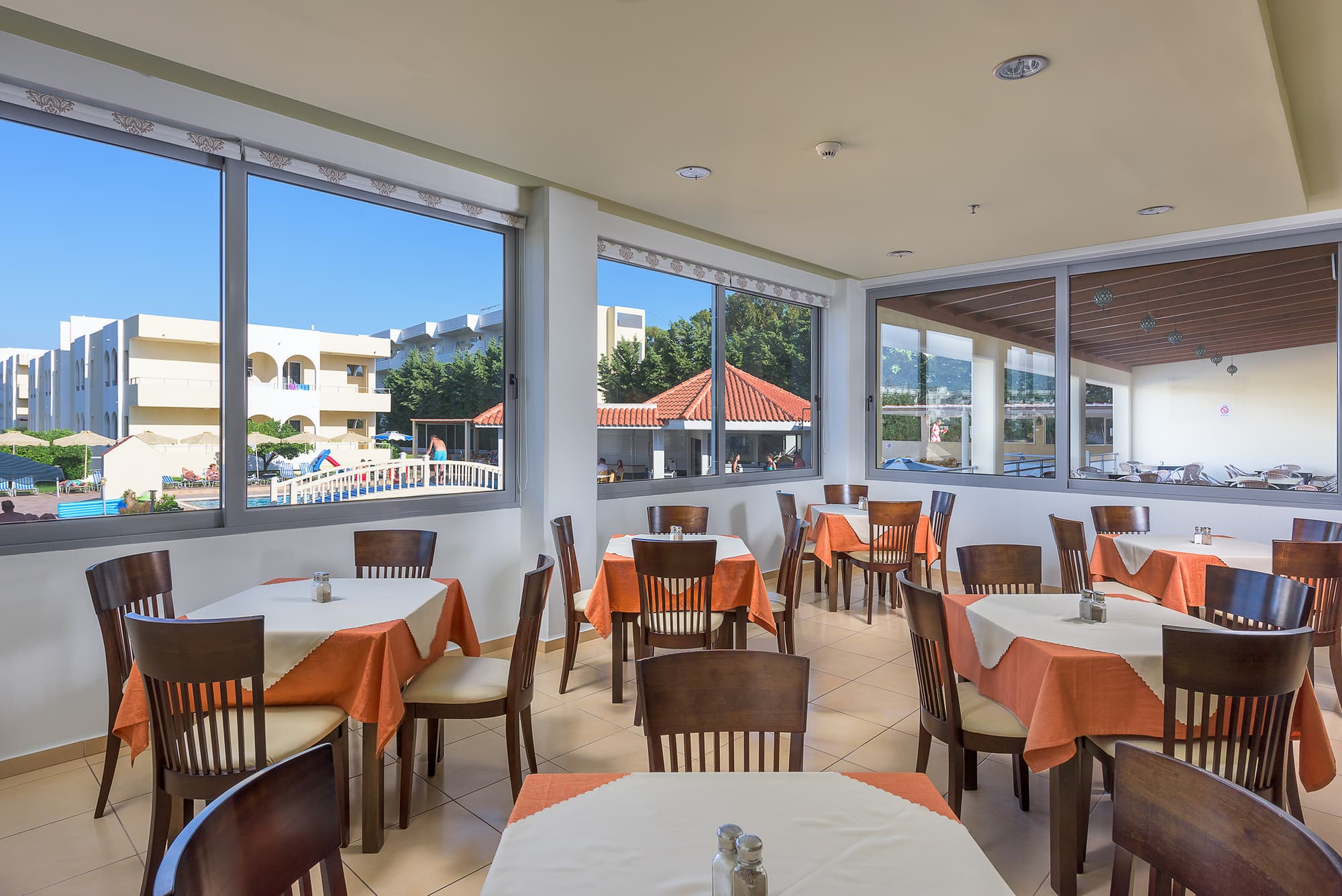 Memphis Hotel, Restaurant