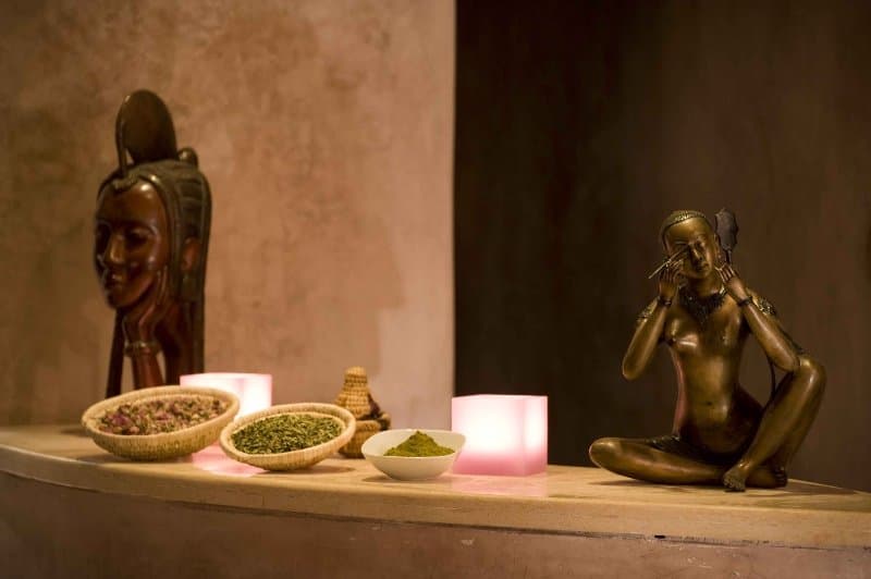 Palais El Miria, Sports and Entertainment