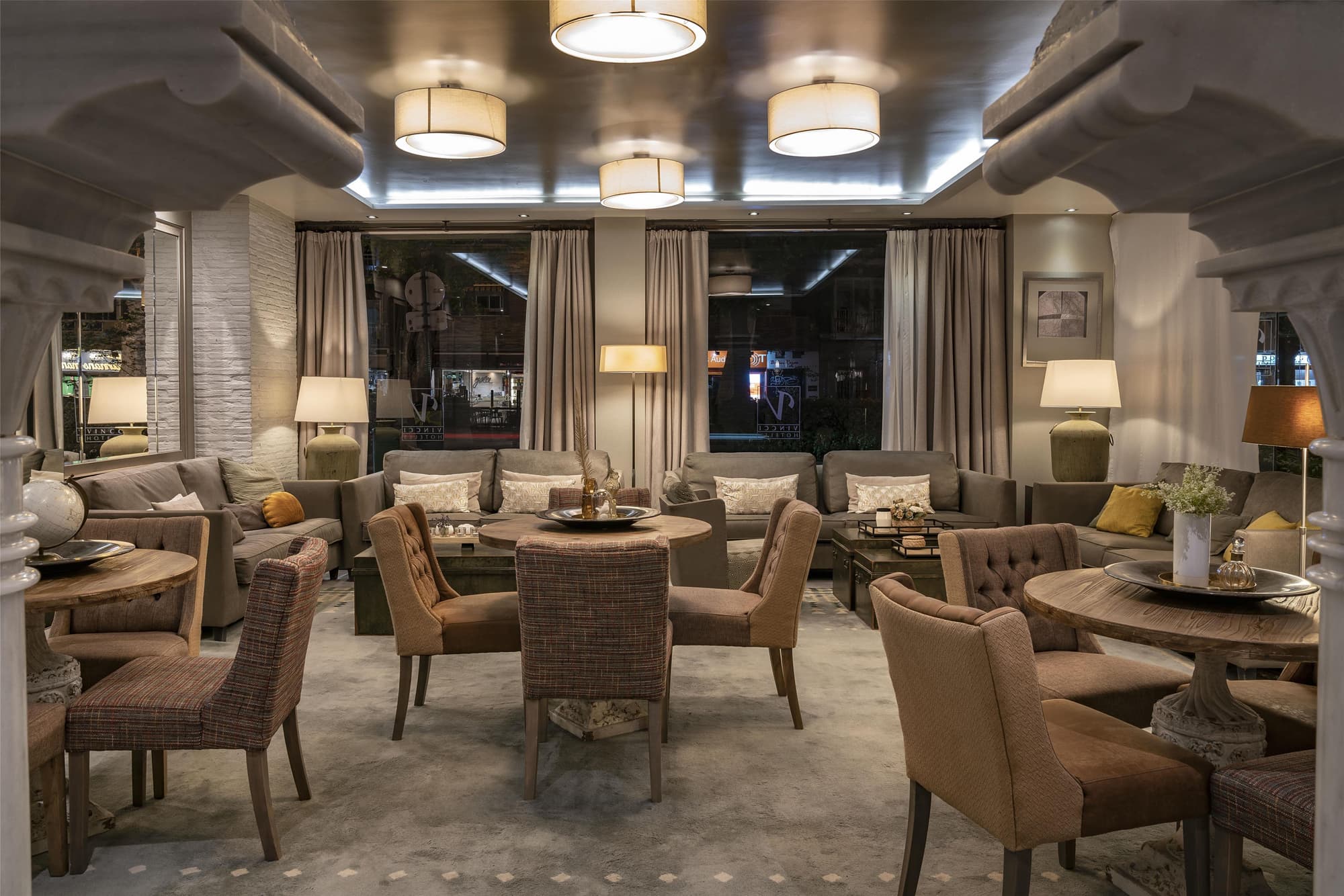 Vincci Albayzin, Lobby