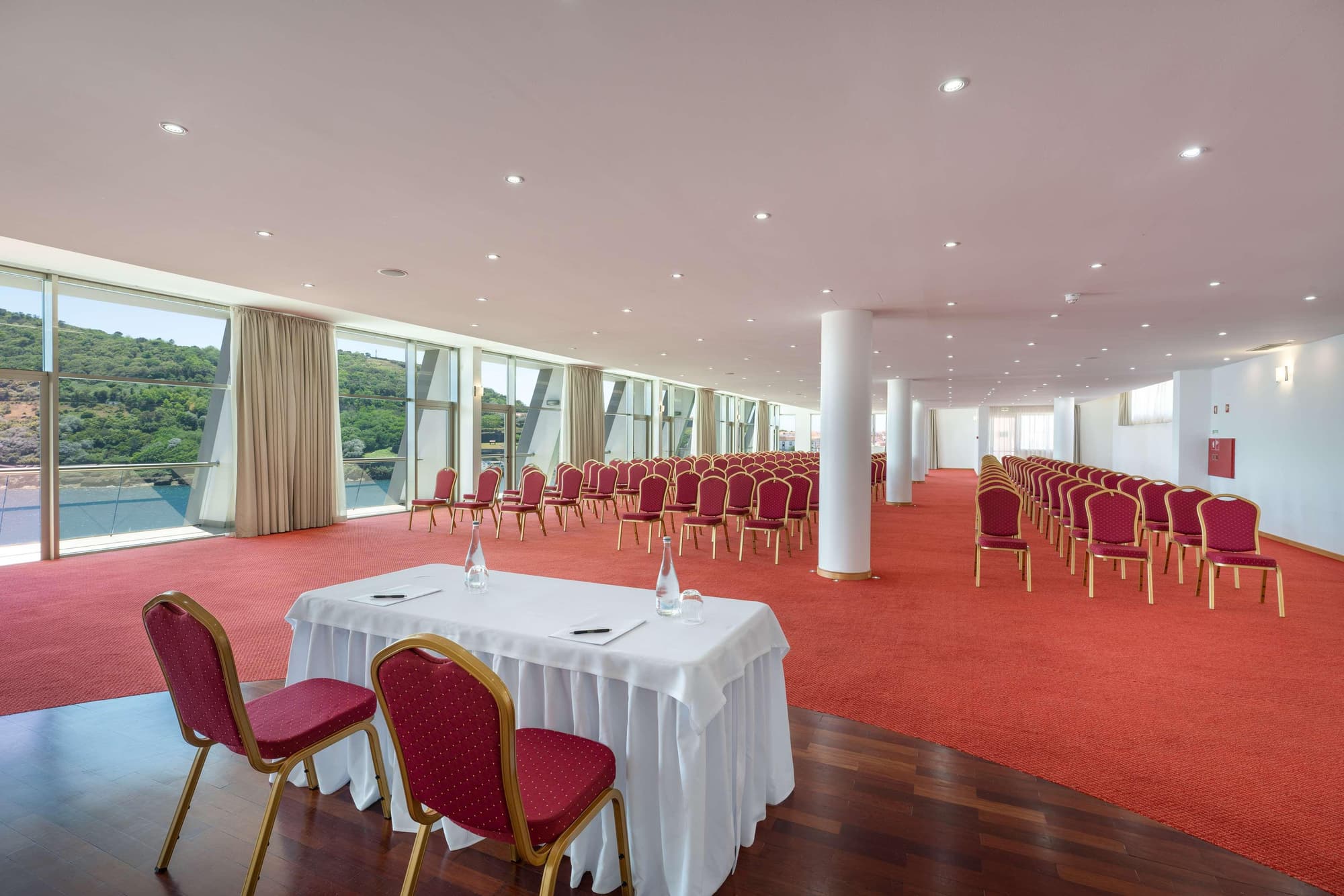Angra Marina Hotel, Conferences
