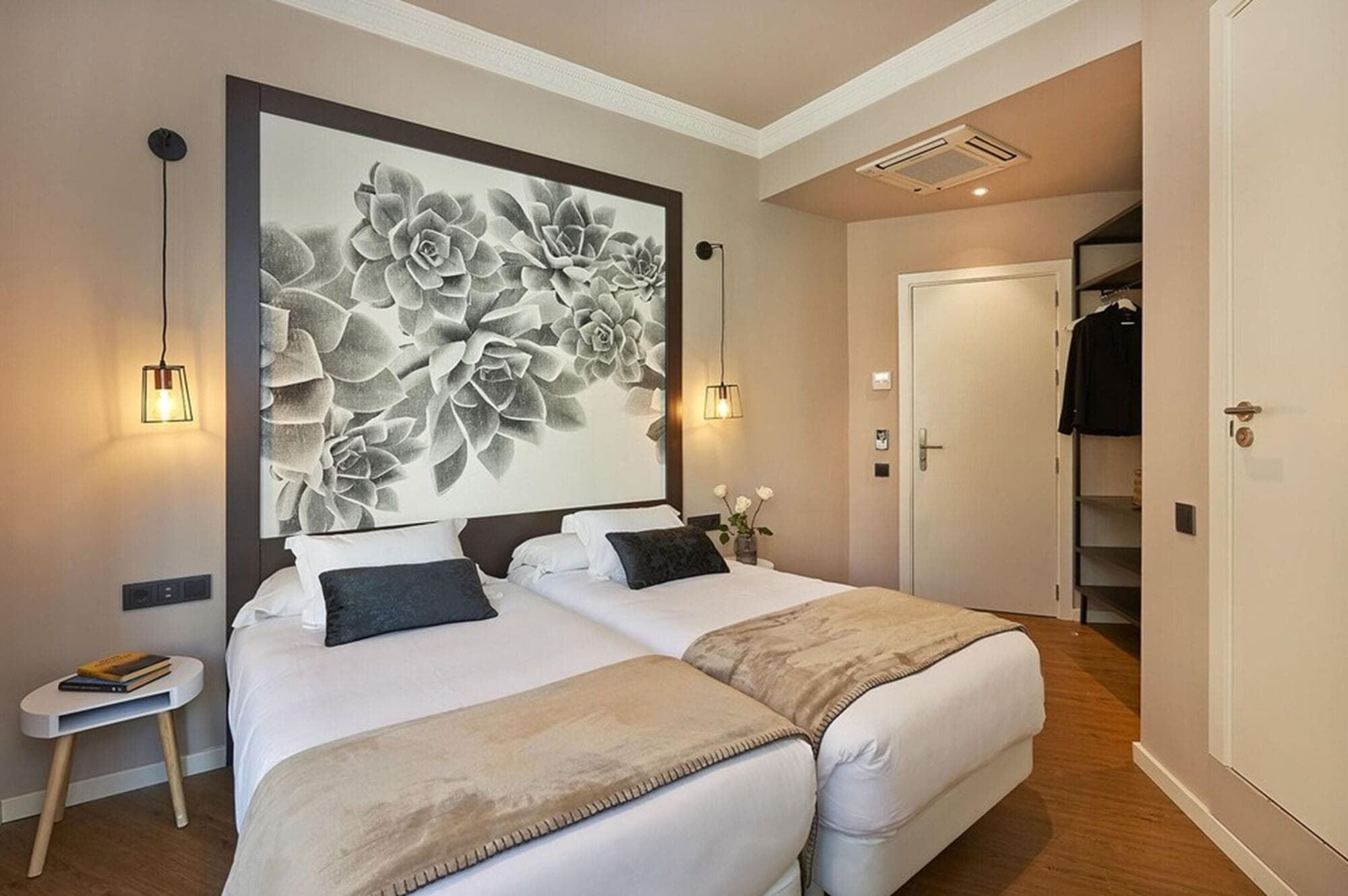 Hostal In Barcelona, Room