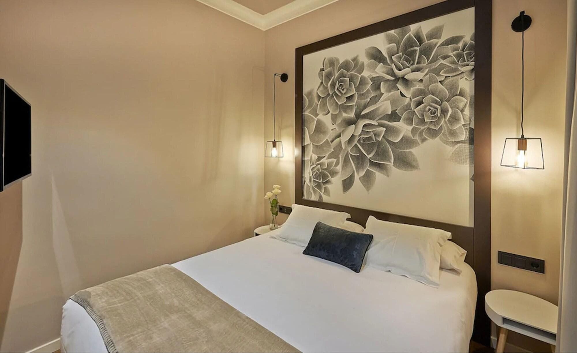 Hostal In Barcelona, Room