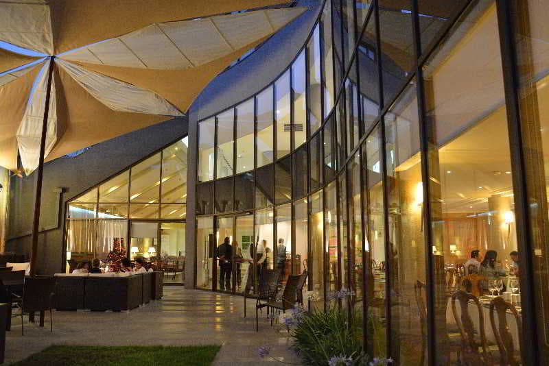 Director Vitacura, Terrace