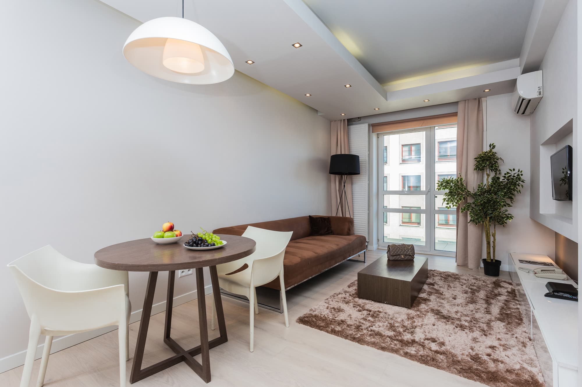 Platinum Residence, Room