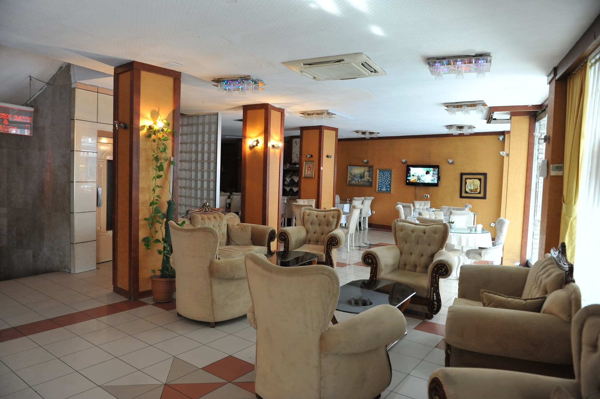 Turvan Hotel, General view