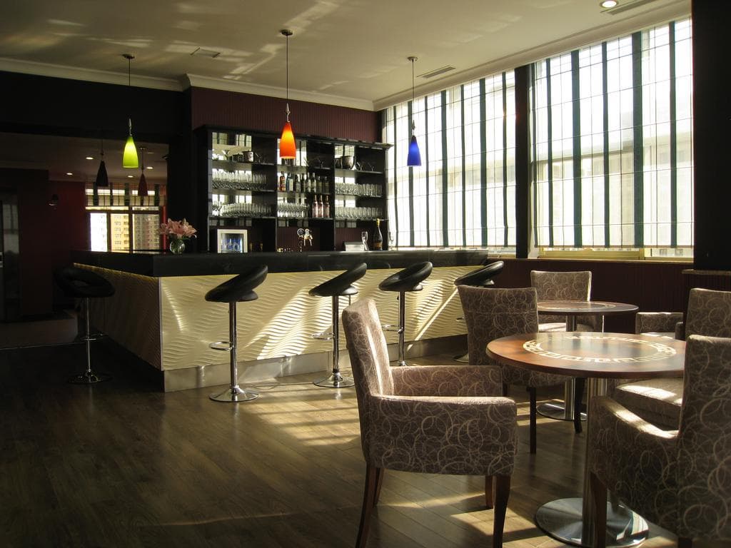 Central Park, Restaurant