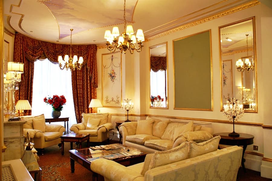 The Colonnade, General view