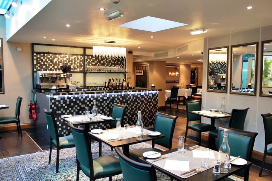 The Colonnade, Restaurant