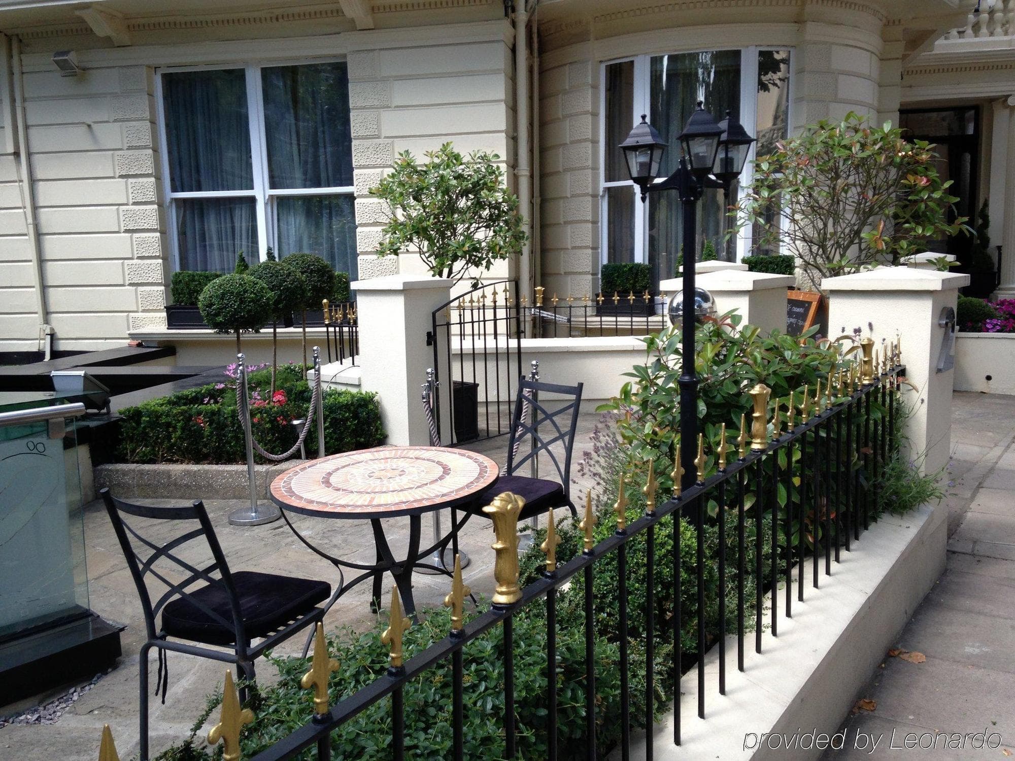 The Colonnade, Terrace