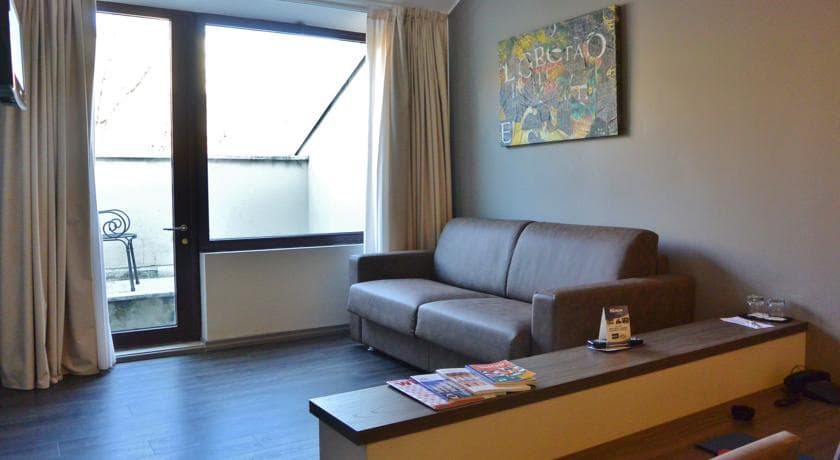 Palazzo Delle Stelline, Room