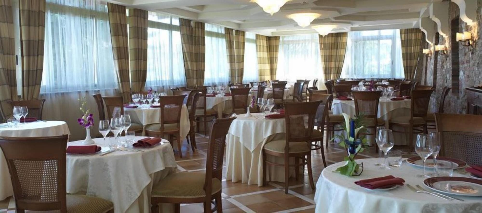 Hotel Perusia & La Villa, Restaurant