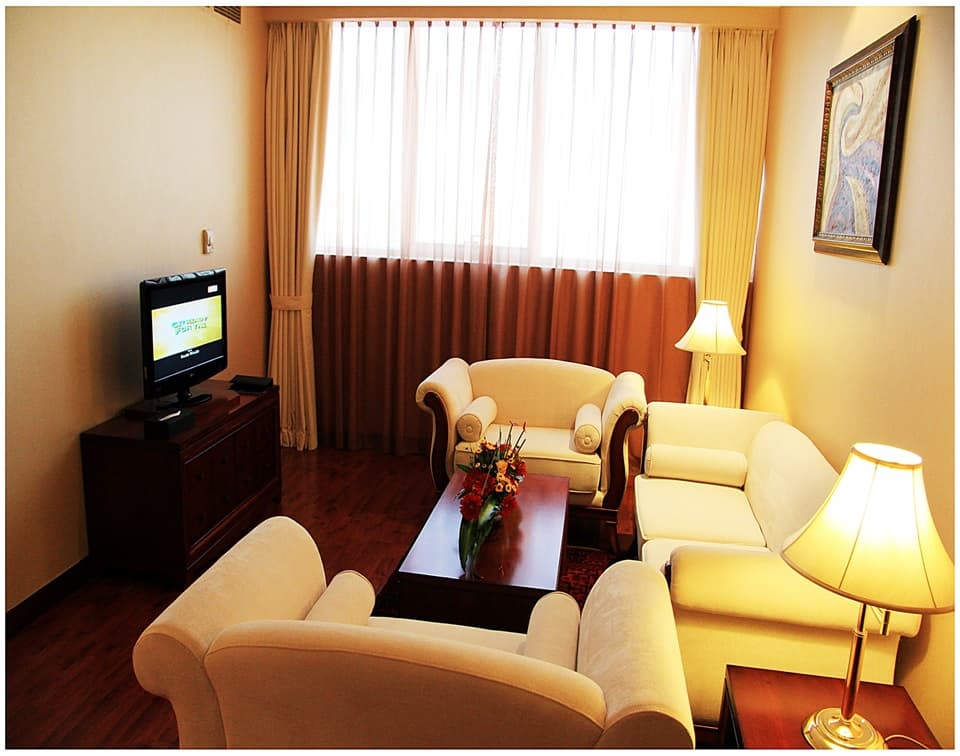 TRIANON ROYAL HOTEL, Room